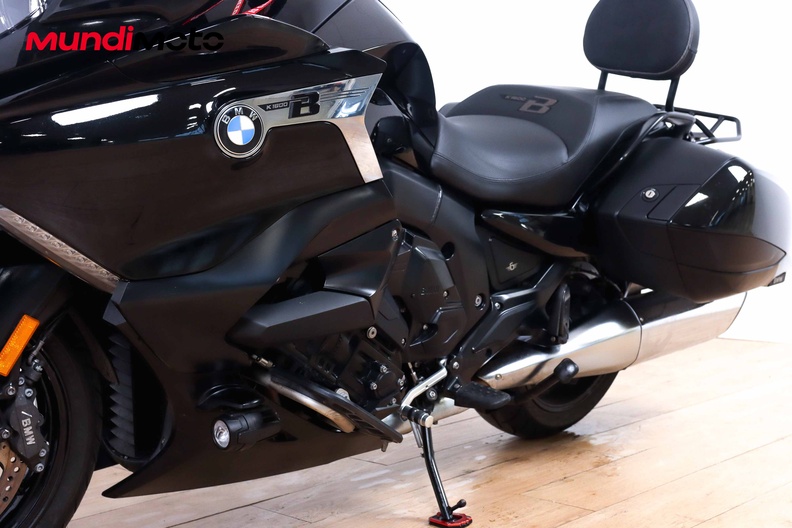Motorbike image 8