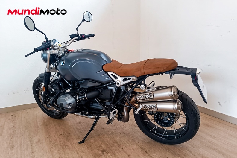 Motorbike image 7