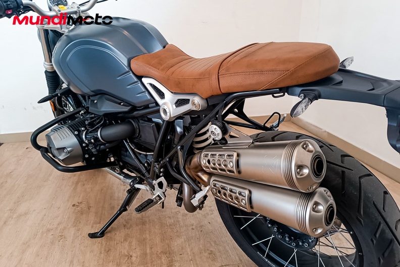 Motorbike image 8