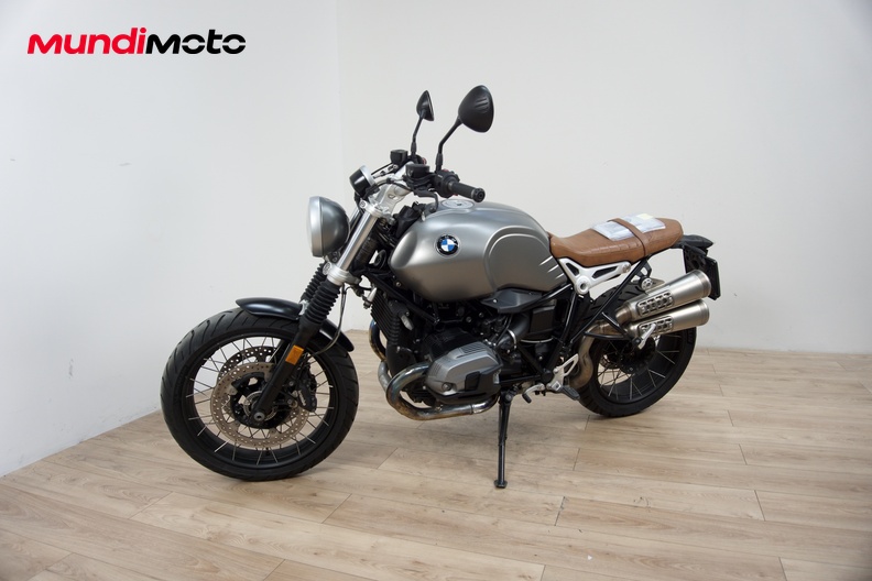 Motorbike image 6