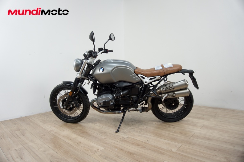 Motorbike image 5