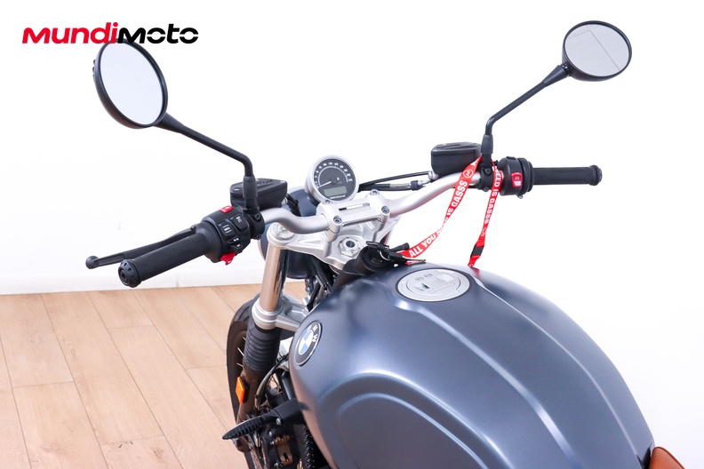 Motorbike image 10