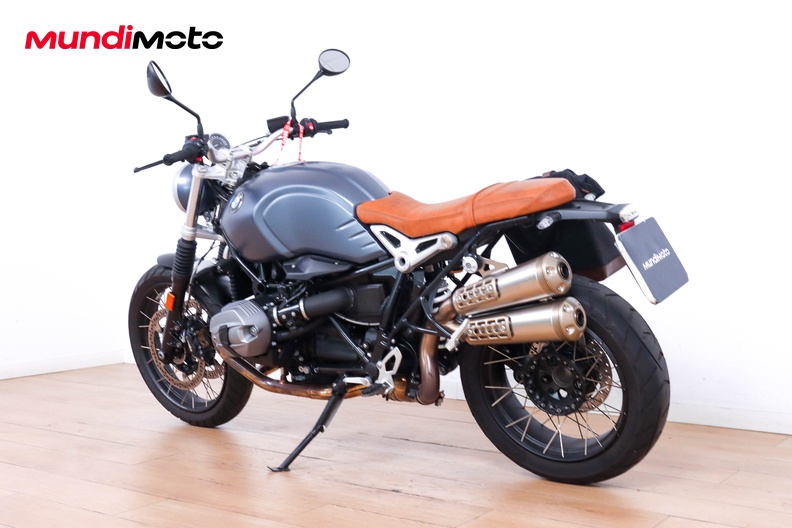 Motorbike image 6