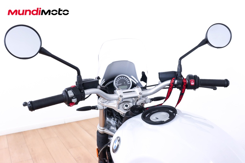Motorbike image 10