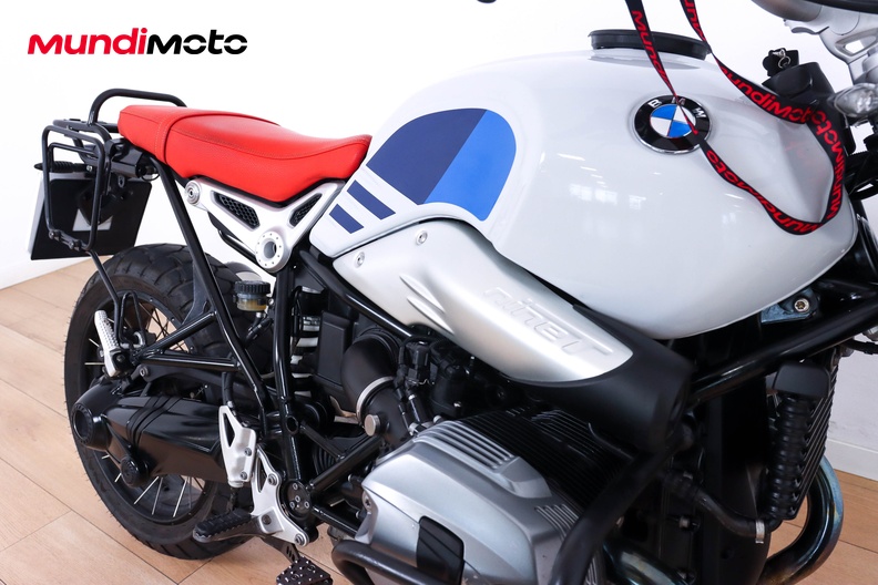 Motorbike image 12