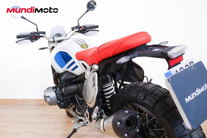 Motorbike image 9