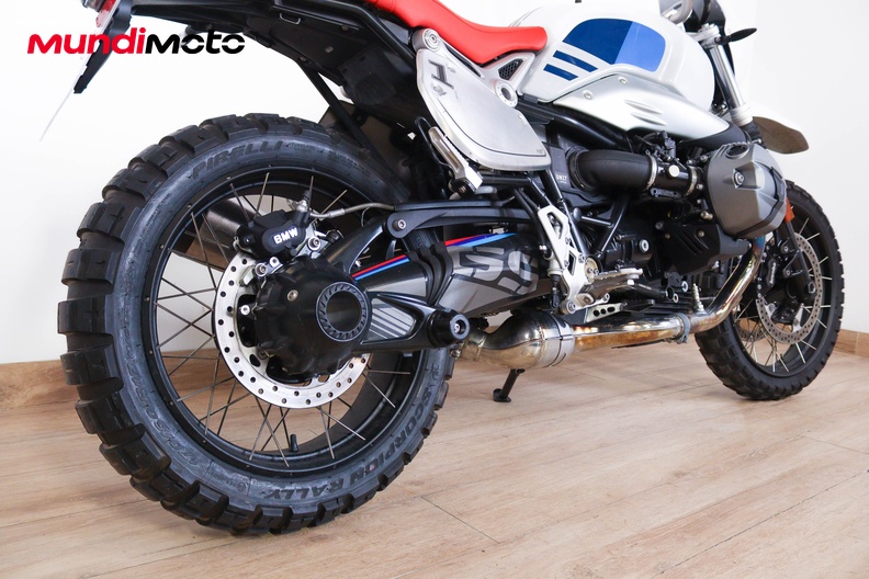 Motorbike image 3