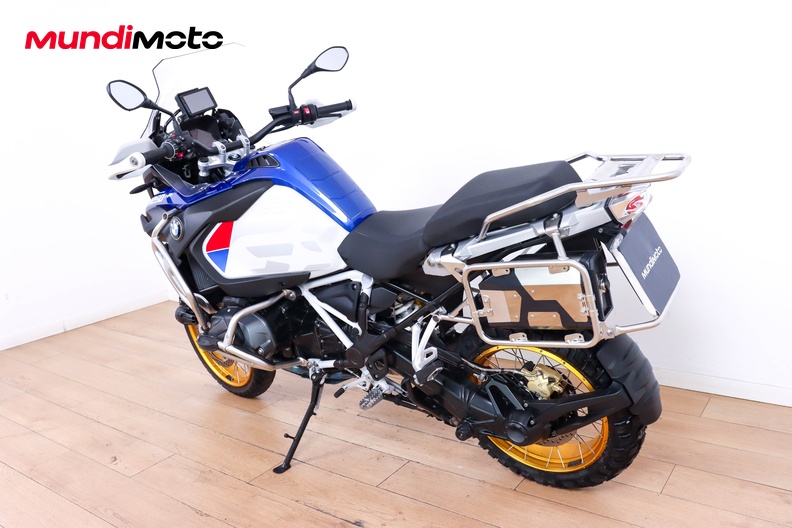 Motorbike image 6