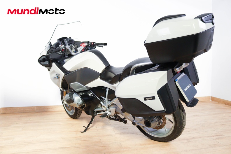Motorbike image 8