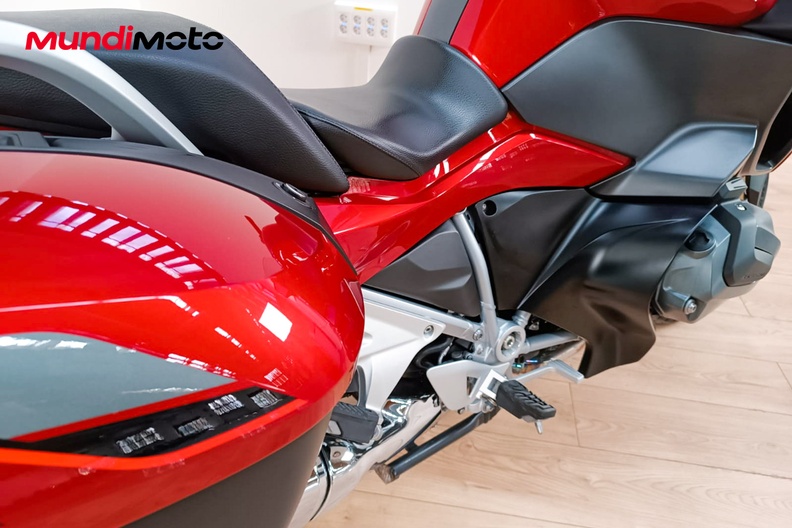 Motorbike image 3