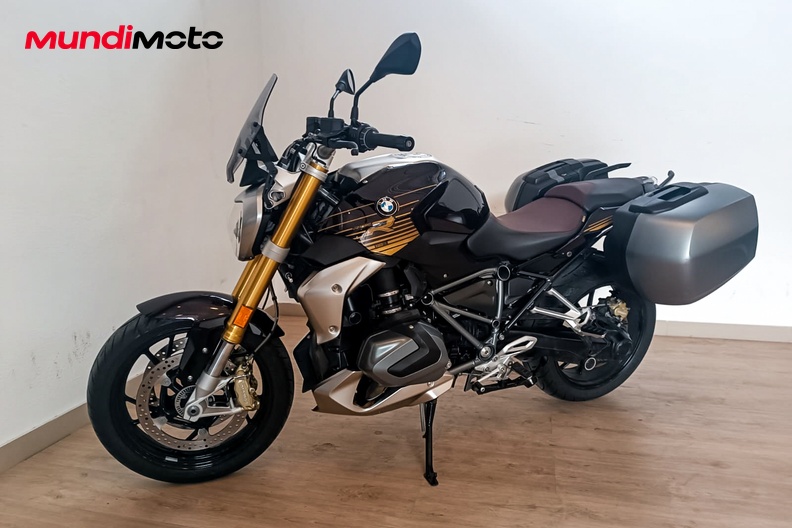 Motorbike image 6
