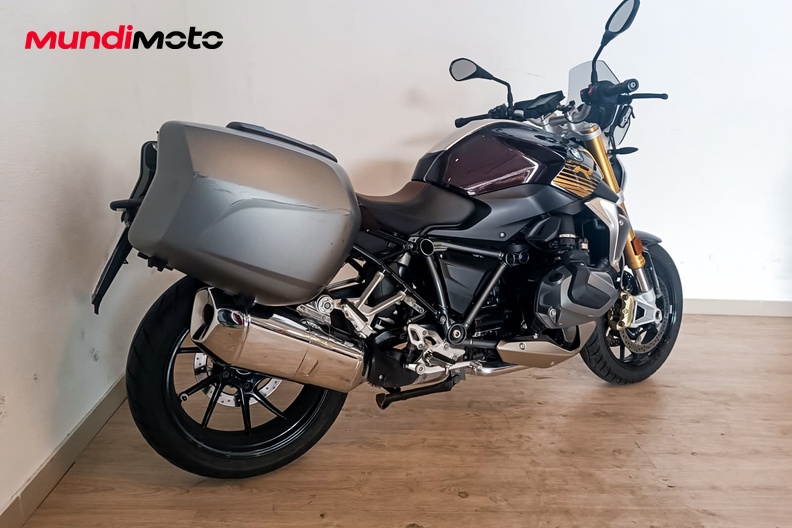 Motorbike image 2