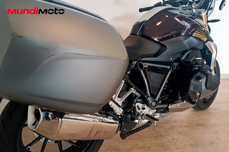 Motorbike image 3