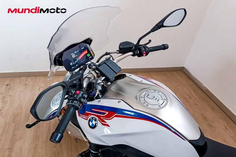 Motorbike image 10