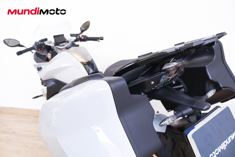 Motorbike image 9