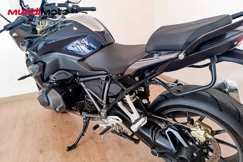 Motorbike image 8