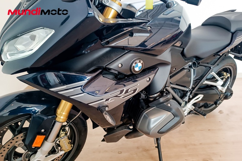 Motorbike image 9