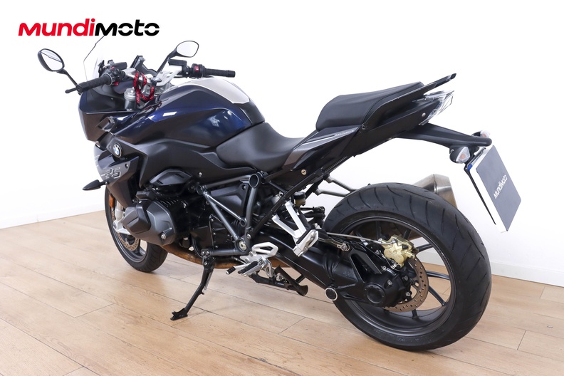 Motorbike image 6
