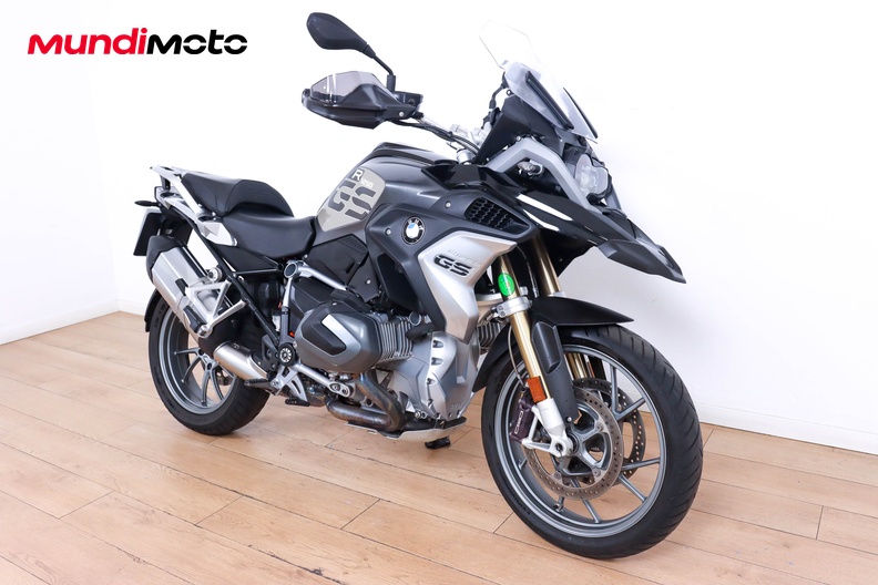 Motorbike image 1