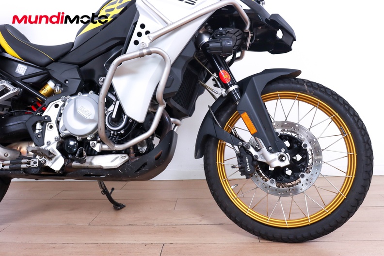 Motorbike image 12