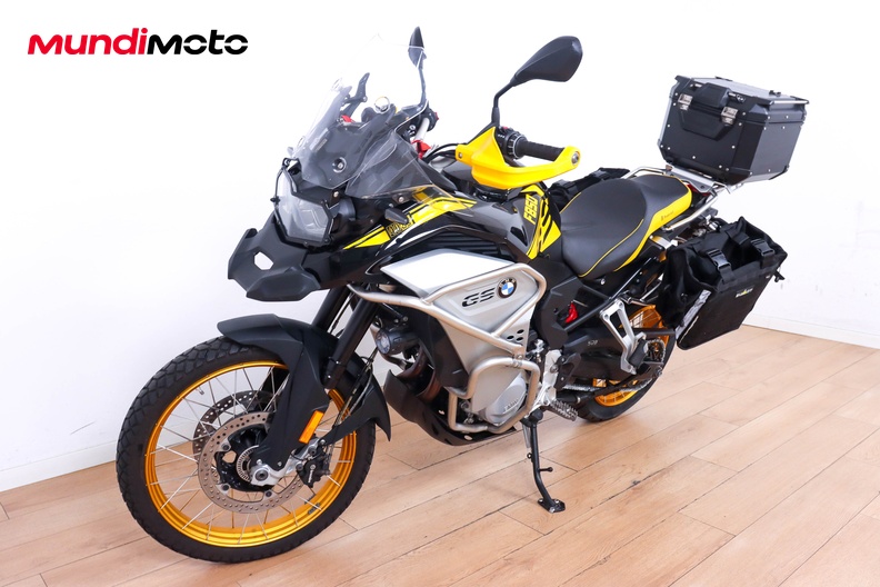 Motorbike image 7