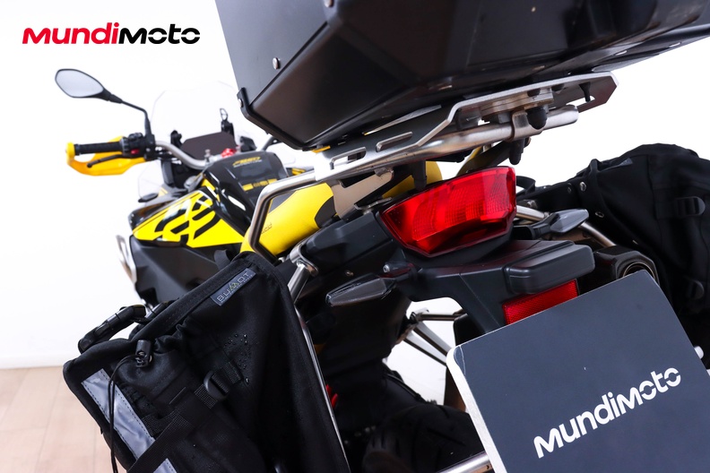 Motorbike image 9