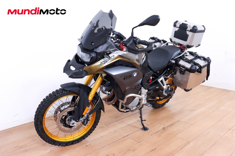 Motorbike image 7