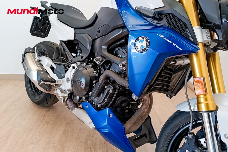 Motorbike image 4