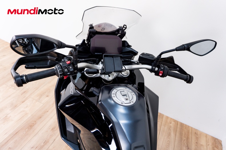 Motorbike image 10