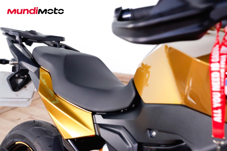 Motorbike image 13