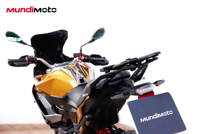 Motorbike image 9