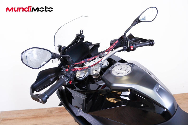 Motorbike image 10