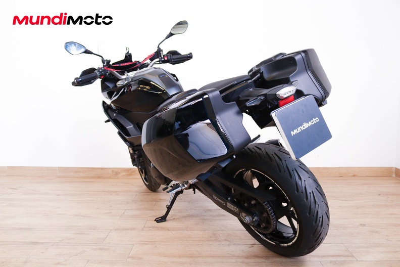 Motorbike image 7