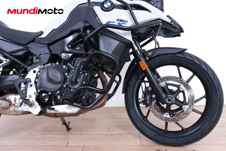 Motorbike image 12