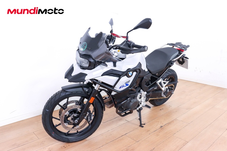 Motorbike image 7