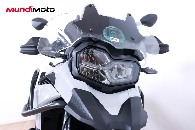 Motorbike image 4