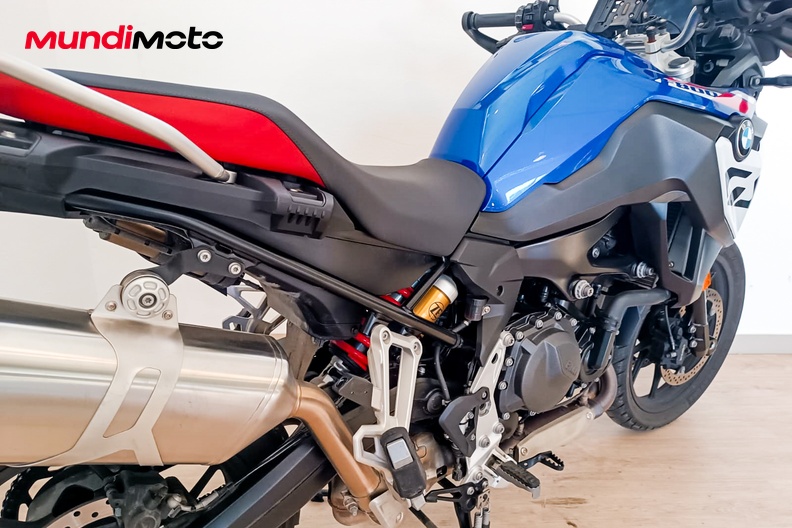 Motorbike image 3