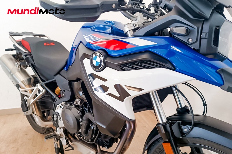 Motorbike image 4