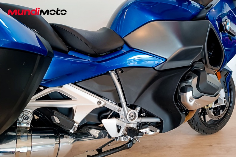 Motorbike image 3