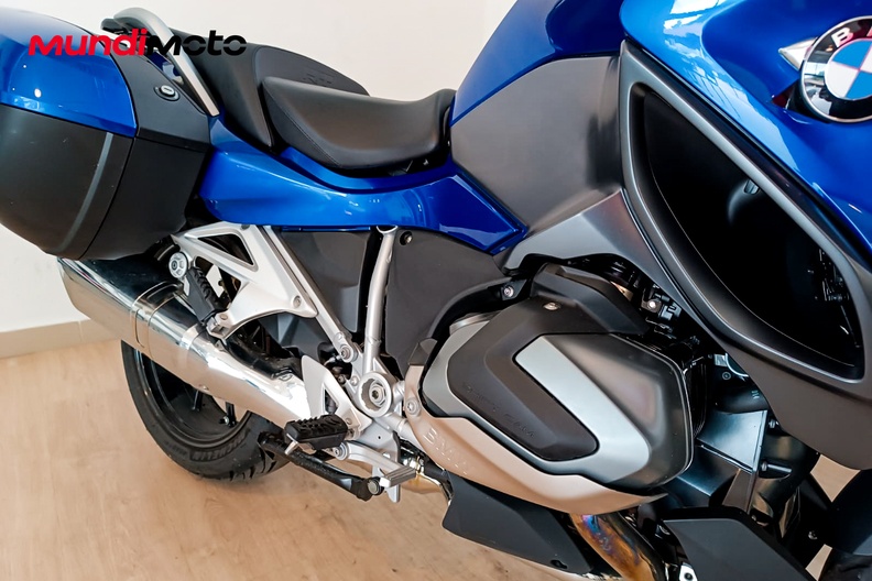 Motorbike image 4