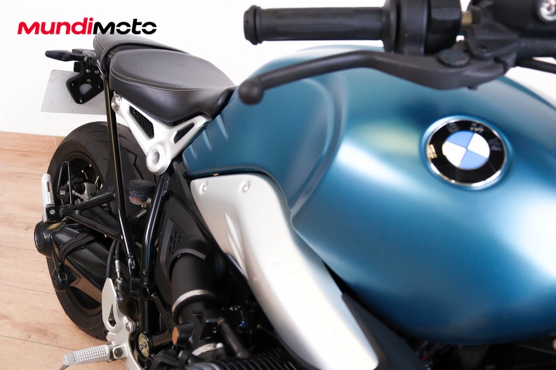 Motorbike image 13
