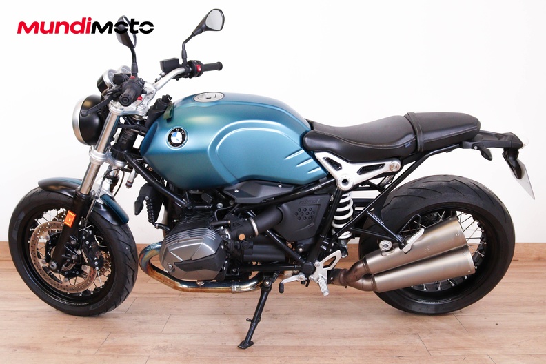 Motorbike image 5