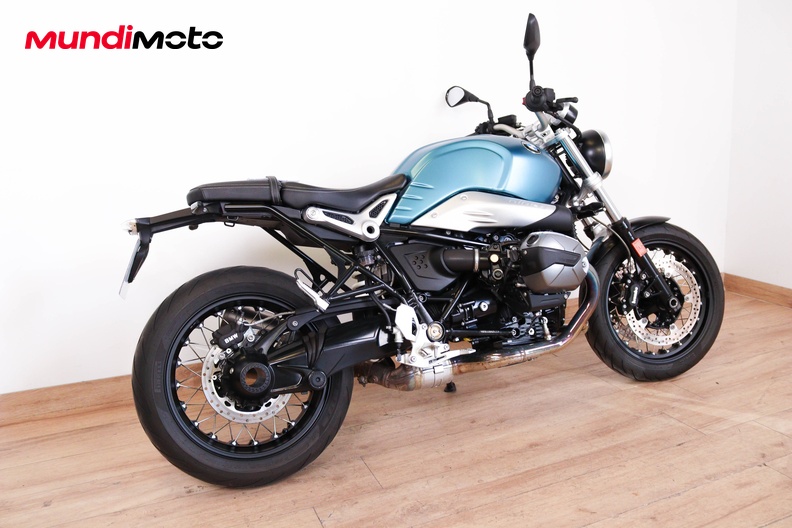 Motorbike image 2
