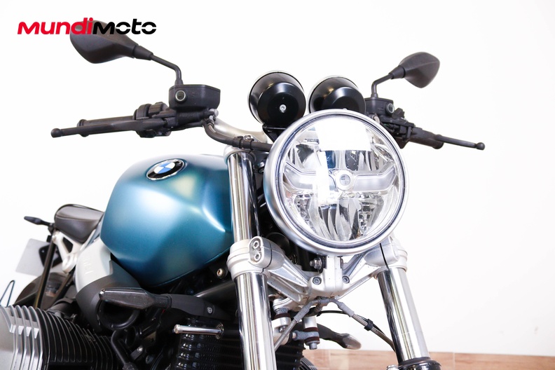 Motorbike image 4