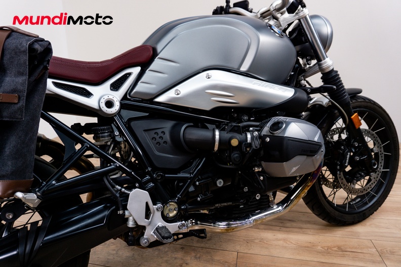 Motorbike image 3