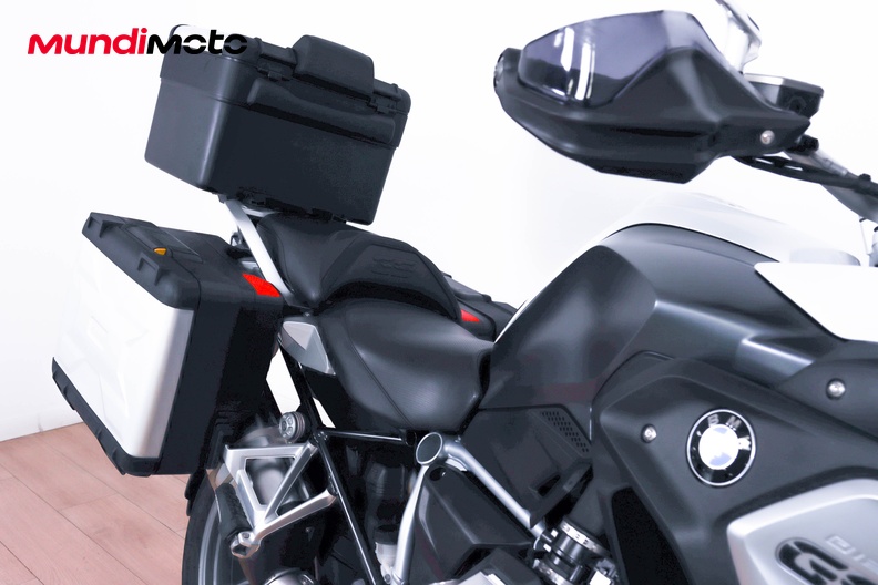 Motorbike image 12