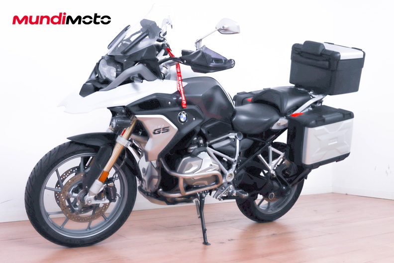 Motorbike image 7