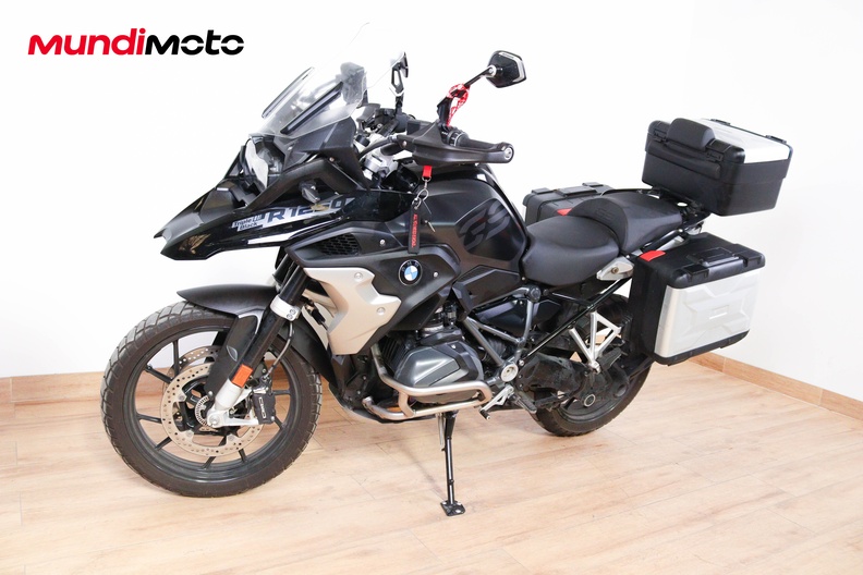 Motorbike image 6