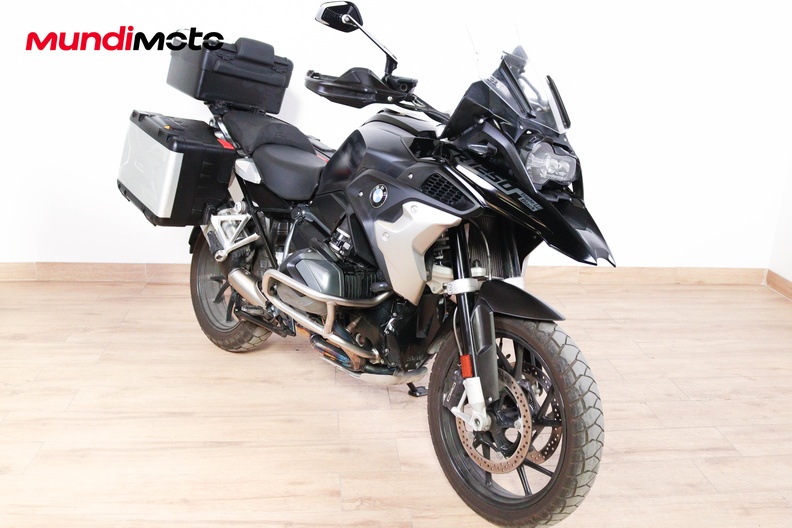 Motorbike image 2