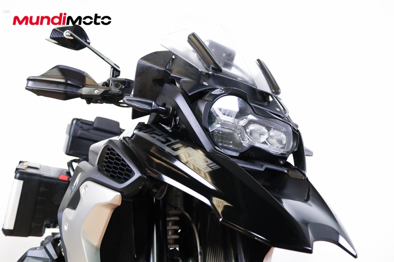 Motorbike image 4